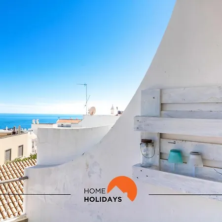 #057 T1 Rossio 43d By Holidays شقة *